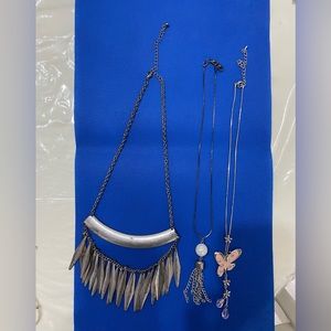 3 ladies necklaces